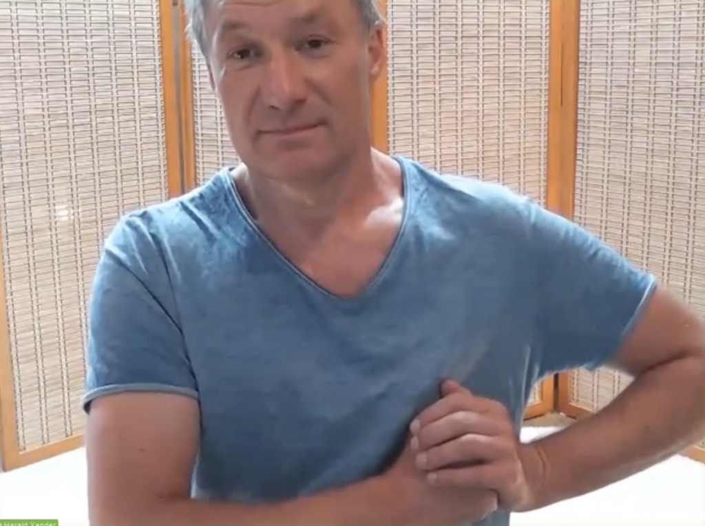 Meditatives Dehnen Armstütze